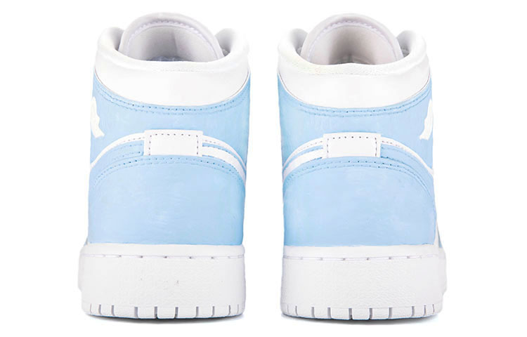 Shop [定制鞋] Air Jordan 1 Mid '手绘白蓝' 554725-130(Team18-AJ中帮女款浅蓝)