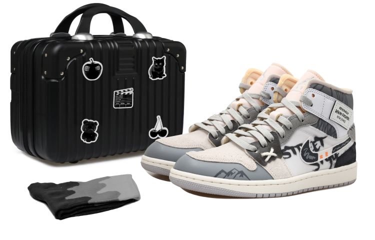 Buy 【定制球鞋】Jordan Air Jordan 1 Mid OKHR 高街深棕 贴布 做舊 字體 十字 山丘 中幫 復古籃球鞋 男款 黑白灰