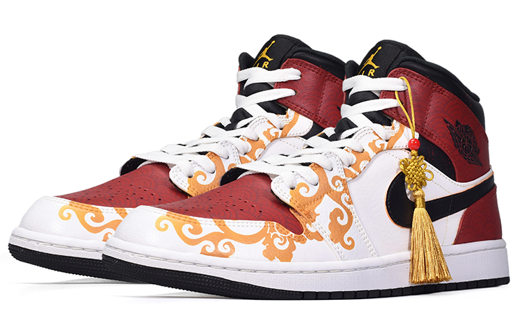 Lookbook 【定制球鞋】Jordan Air Jordan 1 Mid 家鄉的中國年 祥云錦文 特殊鞋盒 中幫 復古籃球鞋 男款 黑金紅