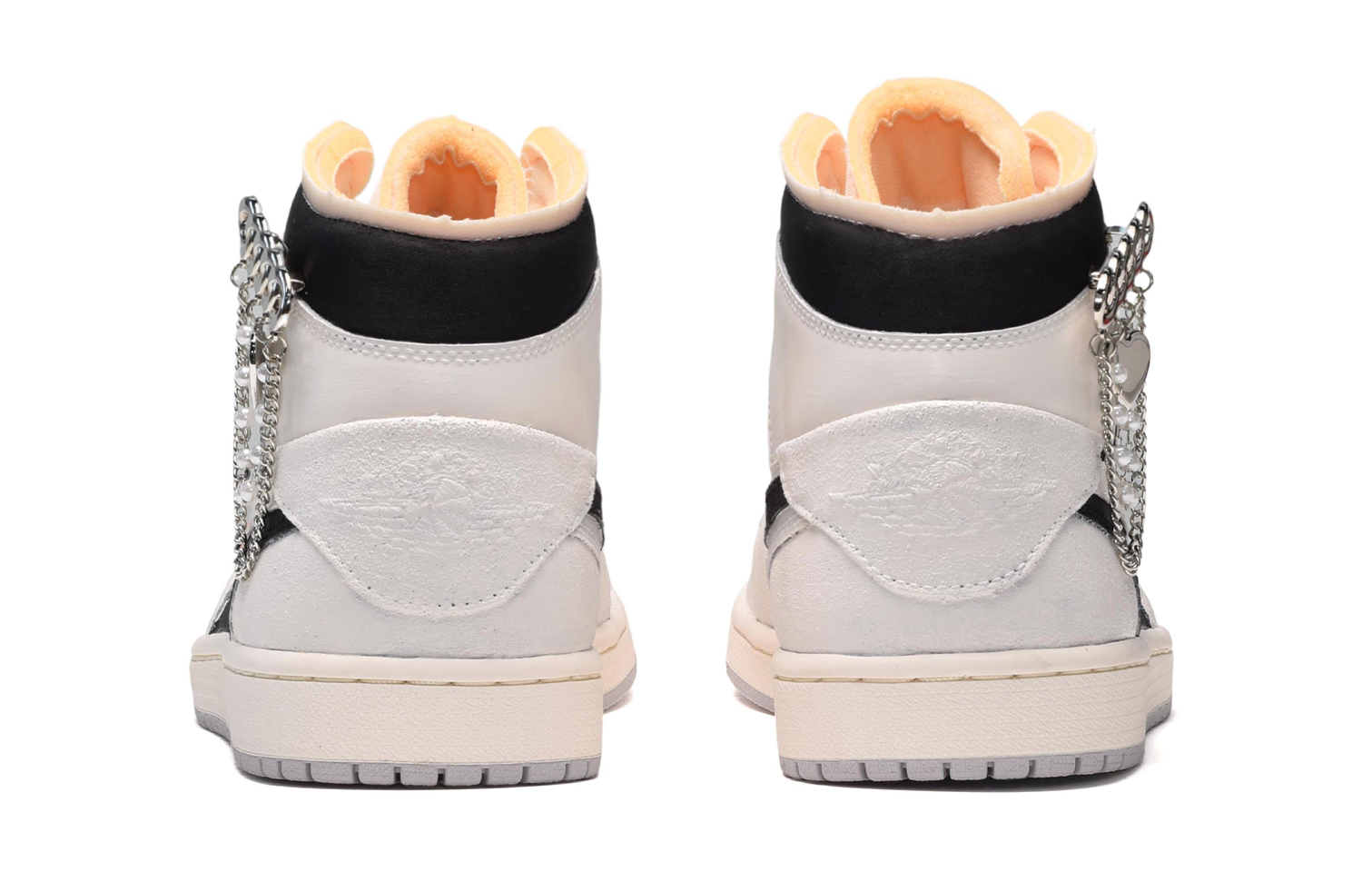 Shop 【訂製球鞋】 Jordan Air Jordan 1 工業風 金屬心 中筒 復古籃球鞋 GS 黑灰