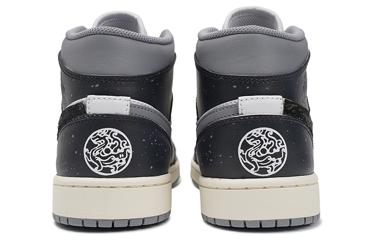 Shop [定制鞋款] Air Jordan 1 Mid '水墨画' 554724-135(TeamI-男款山海覆灭L黑白)