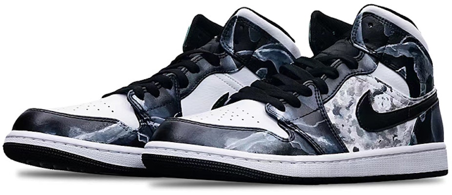 에어 조던 1 미드 '아일랜드 그린' 커스텀 554724-132(Teamone-男款波纹黑曜石Z) Lookbook 에어 조던 1 미드 '아일랜드 그린' 커스텀 554724-132(Teamone-男款波纹黑曜石Z)