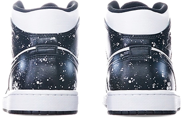 Jordan 1 Mid "Verde Isla Copo de Nieve Navidad" 554724-132(TeamT-男女同款圣诞节主题黑白) Shop Jordan 1 Mid "Verde Isla Copo de Nieve Navidad" 554724-132(TeamT-男女同款圣诞节主题黑白)