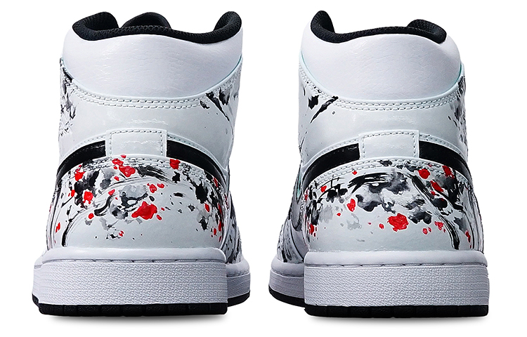 Shop Jordan 1 Mid "Verde Isla y Ciruelo" 554724-132(Teamone-男款泼墨梅花黑白红Z)