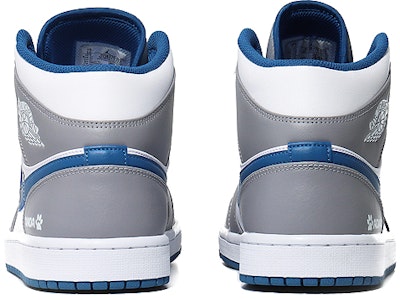 【客製球鞋】Jordan Air Jordan 1 可愛萌寵 慵懶大熊貓 中筒復古籃球鞋 男款 灰白藍 Purchase 【客製球鞋】Jordan Air Jordan 1 可愛萌寵 慵懶大熊貓 中筒復古籃球鞋 男款 灰白藍