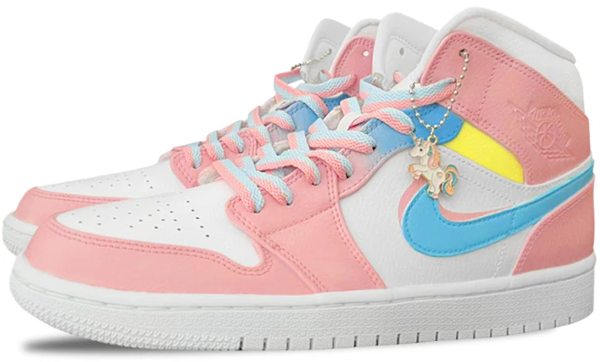 定制鞋款 Air Jordan 1 Mid '马卡龙蓝粉定制' 554724-130-(TeamE-马卡龙-蓝粉-喷绘) Lookbook 定制鞋款 Air Jordan 1 Mid '马卡龙蓝粉定制' 554724-130-(TeamE-马卡龙-蓝粉-喷绘)