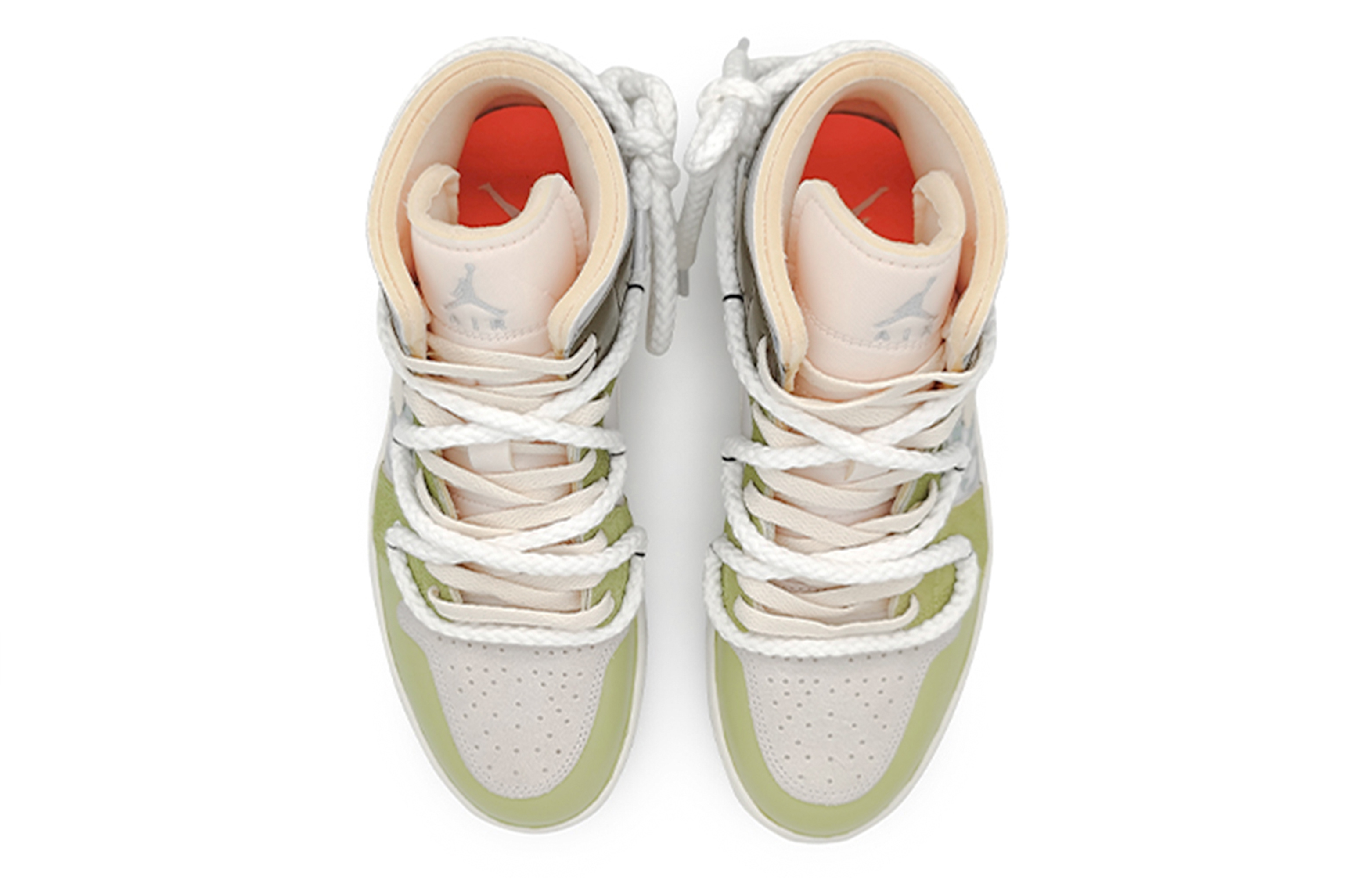 Shop [定制鞋款] Air Jordan 1 Mid '抹茶拿铁兔年' DM9652-100(Team16-男款抹茶拿铁)