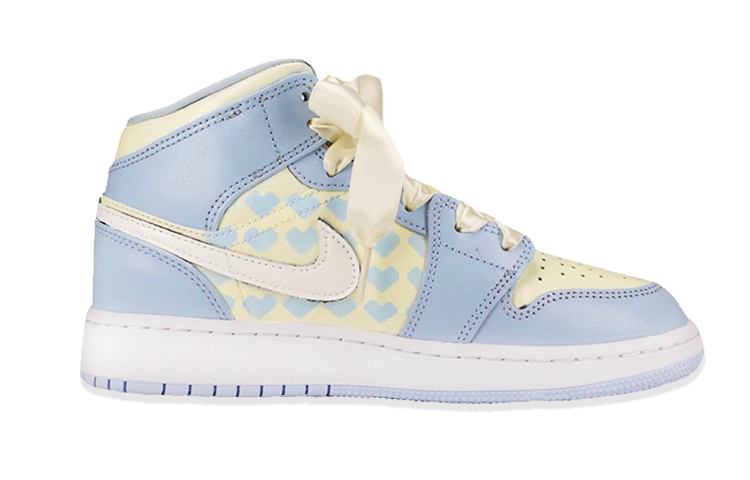 Order [Kasut Custom] Air Jordan 1 Mid 'Mosaic Sweetheart Biru' 555112-401(TeamF-女款爱心钻石)