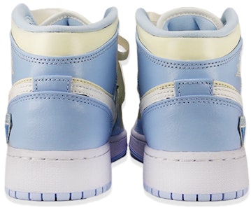 에어 조던 1 미드 "모자이크 스윗하트 블루" (커스텀) 555112-401(TeamF-女款爱心钻石) Purchase 에어 조던 1 미드 "모자이크 스윗하트 블루" (커스텀) 555112-401(TeamF-女款爱心钻石)