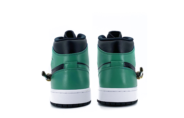 Shop [Kasut Custom] Air Jordan 1 Mid 'One Piece Zoro Hijau Putih Custom' 554724-077(Team-K男女款动漫佩剑海贼王索隆)