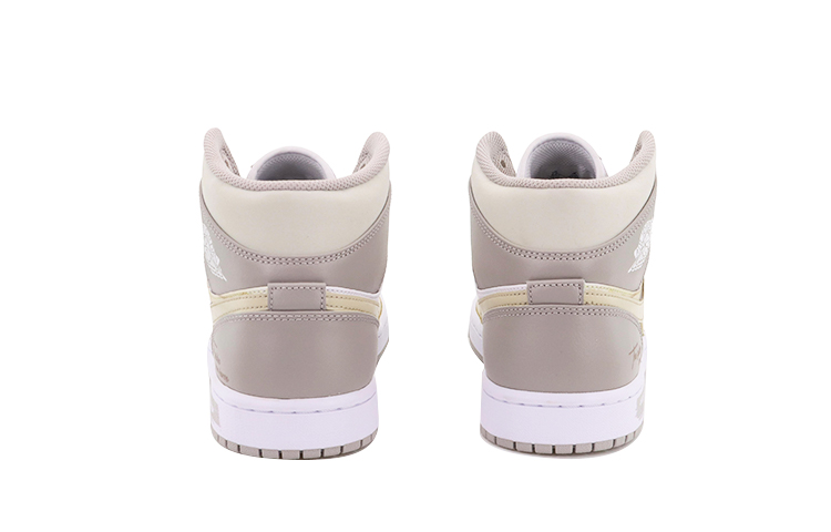 Purchase 【定制球鞋】 Jordan Air Jordan 1 Mid 金戈鐵馬 馬上江湖 中幫 復古籃球鞋 男款 淺骨色 麻布 奶油