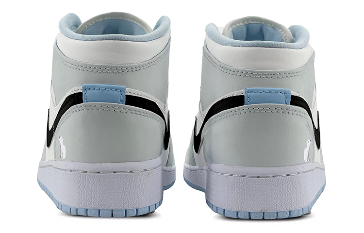 Shop 【定制球鞋】Jordan Air Jordan 1 Mid DSC 北極熊 中幫 復古籃球鞋 GS 黑白灰