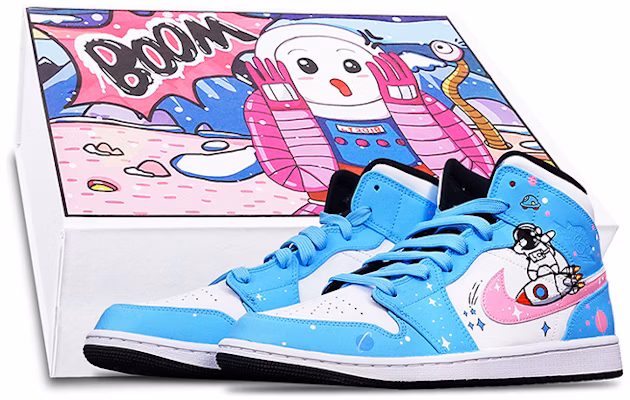 【定製球鞋】Jordan Air Jordan 1 Mid 黑白熊貓 火箭宇航員手繪 限量特殊鞋盒 中幫 復古籃球鞋 GS 藍粉白 Buy 【定製球鞋】Jordan Air Jordan 1 Mid 黑白熊貓 火箭宇航員手繪 限量特殊鞋盒 中幫 復古籃球鞋 GS 藍粉白