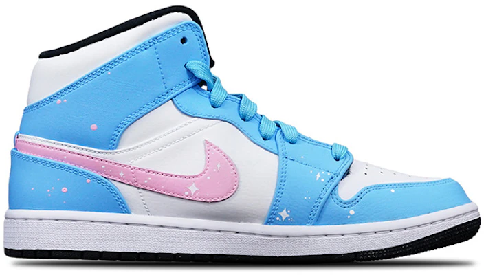 커스텀 에어 조던 1 미드 '판다 우주인' (Custom Air Jordan 1 Mid 'Panda Astronaut') 554725-075(TeamT-火箭宇航员女S-BOX) Lookbook 커스텀 에어 조던 1 미드 '판다 우주인' (Custom Air Jordan 1 Mid 'Panda Astronaut') 554725-075(TeamT-火箭宇航员女S-BOX)