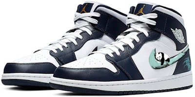 커스텀 에어 조던 1 미드 '판다 뱀부' 554724-174(Team56-熊猫抱竹) Lookbook 커스텀 에어 조던 1 미드 '판다 뱀부' 554724-174(Team56-熊猫抱竹)