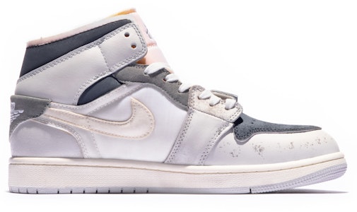 【訂製球鞋】Jordan Air Jordan 1 Mid 特殊鞋盒 百事從歡 祝福 古風 解構 中幫 復古籃球鞋 男款 灰白 Lookbook 【訂製球鞋】Jordan Air Jordan 1 Mid 特殊鞋盒 百事從歡 祝福 古風 解構 中幫 復古籃球鞋 男款 灰白