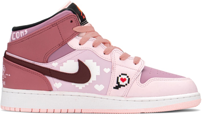 【定製球鞋】 Jordan Air Jordan 1 Mid FZBB 愛心像素 特殊禮盒 解構鞋帶 中幫 復古籃球鞋 GS 粉紅 Order 【定製球鞋】 Jordan Air Jordan 1 Mid FZBB 愛心像素 特殊禮盒 解構鞋帶 中幫 復古籃球鞋 GS 粉紅