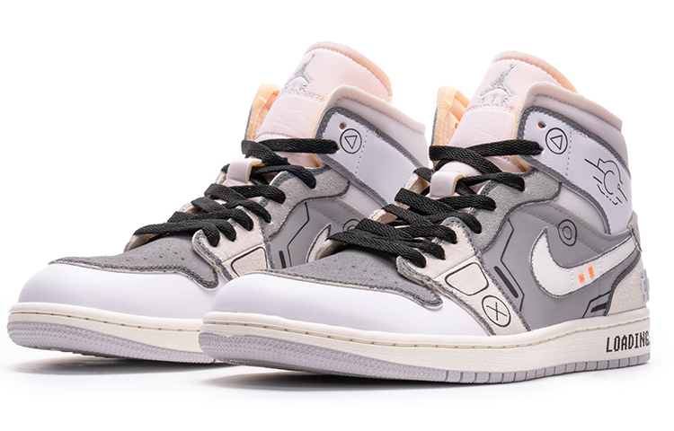 Lookbook 에어 조던 1 미드 'PS5 그레이 게이밍 3.0' 커스텀 DM9652-100(TeamB-男款灰电玩3.0黑白灰)