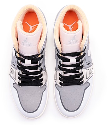 【定制球鞋】 Jordan Air Jordan 1 Mid 野鶴製造 材質拼接 PS5主題 灰电玩 3.0 立體按鍵 中幫 復古籃球鞋 男款 黑白灰 Shop 【定制球鞋】 Jordan Air Jordan 1 Mid 野鶴製造 材質拼接 PS5主題 灰电玩 3.0 立體按鍵 中幫 復古籃球鞋 男款 黑白灰