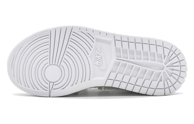 Details for [Kasut Tersuai] Air Jordan 1 Mid 'Quilted White Christmas' DB6078-100（TeamD-圣诞节主题男女款格珍珠）