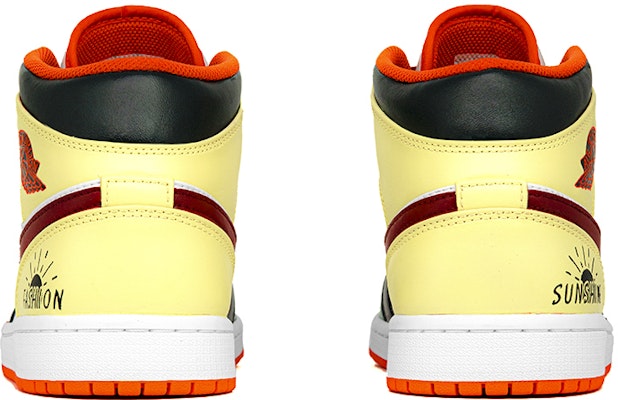 커스텀 에어 조던 1 미드 '적녹' (Keoseutom Eeo Jodeon 1 Mideu 'Jeoknok') DM3531-800(Team肆-海青圣诞喷绘) Shop 커스텀 에어 조던 1 미드 '적녹' (Keoseutom Eeo Jodeon 1 Mideu 'Jeoknok') DM3531-800(Team肆-海青圣诞喷绘)