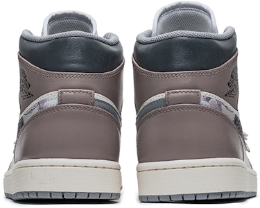 에어 조던 1 미드 '사쿠라 잉어 모카' (커스텀) 554724-135(TeamB-樱花锦鲤) Shop 에어 조던 1 미드 '사쿠라 잉어 모카' (커스텀) 554724-135(TeamB-樱花锦鲤)