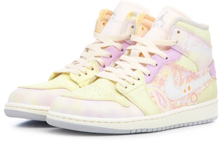 【訂製籃球鞋】Jordan Air Jordan 1 mid 桑巴 腰果花 多巴胺 貼布 中筒 復古籃球鞋 男款 粉黃 Lookbook 【訂製籃球鞋】Jordan Air Jordan 1 mid 桑巴 腰果花 多巴胺 貼布 中筒 復古籃球鞋 男款 粉黃