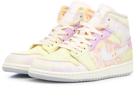 에어 조던 1 미드 '삼바 페이즐리 핑크 옐로우' (커스텀) DM9652-100(Team60男款桑巴) Lookbook 에어 조던 1 미드 '삼바 페이즐리 핑크 옐로우' (커스텀) DM9652-100(Team60男款桑巴)