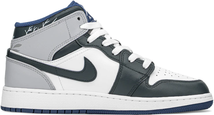【訂製球鞋】Jordan Air Jordan 1 休閒百搭通風 防滑耐磨 中筒 復古籃球鞋 GS 黛藍灰白 Order 【訂製球鞋】Jordan Air Jordan 1 休閒百搭通風 防滑耐磨 中筒 復古籃球鞋 GS 黛藍灰白