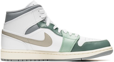 【定製球鞋】 Jordan Air Jordan 1 Mid 野鶴製造 夏日風 復古色系 中幫 復古籃球鞋 男款 青石綠白 Order 【定製球鞋】 Jordan Air Jordan 1 Mid 野鶴製造 夏日風 復古色系 中幫 復古籃球鞋 男款 青石綠白