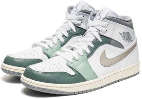 【定製球鞋】 Jordan Air Jordan 1 Mid 野鶴製造 夏日風 復古色系 中幫 復古籃球鞋 男款 青石綠白 Lookbook 【定製球鞋】 Jordan Air Jordan 1 Mid 野鶴製造 夏日風 復古色系 中幫 復古籃球鞋 男款 青石綠白