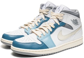 에어 조던 1 미드 '여름 산들바람' (커스텀) 554724-135(TeamB-复古靛石蓝) Lookbook 에어 조던 1 미드 '여름 산들바람' (커스텀) 554724-135(TeamB-复古靛石蓝)