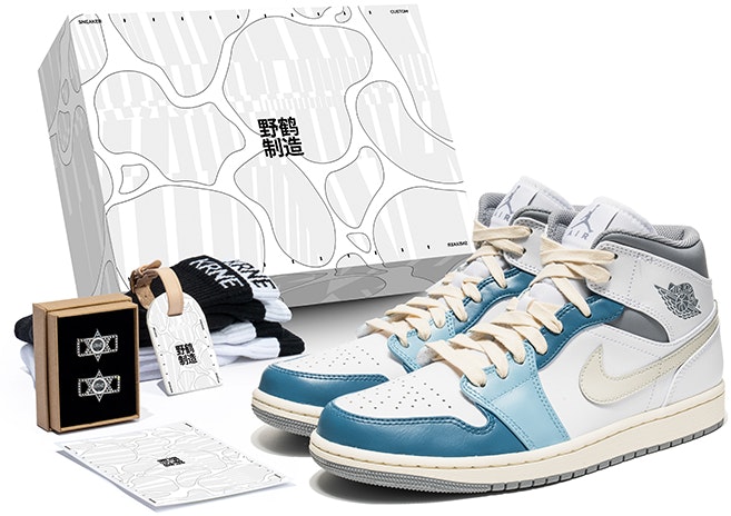 custom-shoes-air-jordan-1-mid-summer-vintage-white-blue