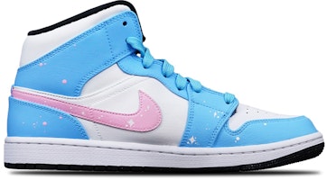 【定制球鞋】Jordan Air Jordan 1 Mid 超人宇航員手繪 聖誕主題 限量特殊鞋盒 中幫 復古籃球鞋 GS 藍粉白 Lookbook 【定制球鞋】Jordan Air Jordan 1 Mid 超人宇航員手繪 聖誕主題 限量特殊鞋盒 中幫 復古籃球鞋 GS 藍粉白