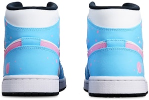 【客製化球鞋】Jordan Air Jordan 1 Mid 超人宇航員手繪 聖誕主題 限量鞋盒 中筒 復古籃球鞋 男女同款 藍粉白 Purchase 【客製化球鞋】Jordan Air Jordan 1 Mid 超人宇航員手繪 聖誕主題 限量鞋盒 中筒 復古籃球鞋 男女同款 藍粉白