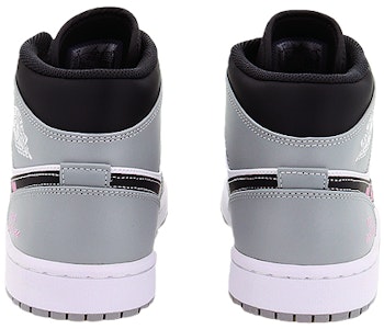 カスタムシューズ「エア ジョーダン 1 ミッド 'スウィートハートパーティー'」 554724-078(Team10-粉心派对) Purchase カスタムシューズ「エア ジョーダン 1 ミッド 'スウィートハートパーティー'」 554724-078(Team10-粉心派对)