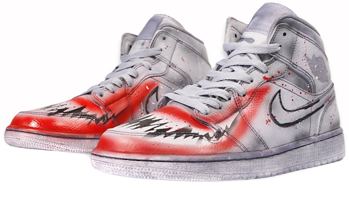 【訂製球鞋】 Jordan Air Jordan 1 Mid 致命的邪惡反派 屠殺 毒液 手繪噴繪 浸染 中幫 復古籃球鞋 男款 灰色 Lookbook 【訂製球鞋】 Jordan Air Jordan 1 Mid 致命的邪惡反派 屠殺 毒液 手繪噴繪 浸染 中幫 復古籃球鞋 男款 灰色