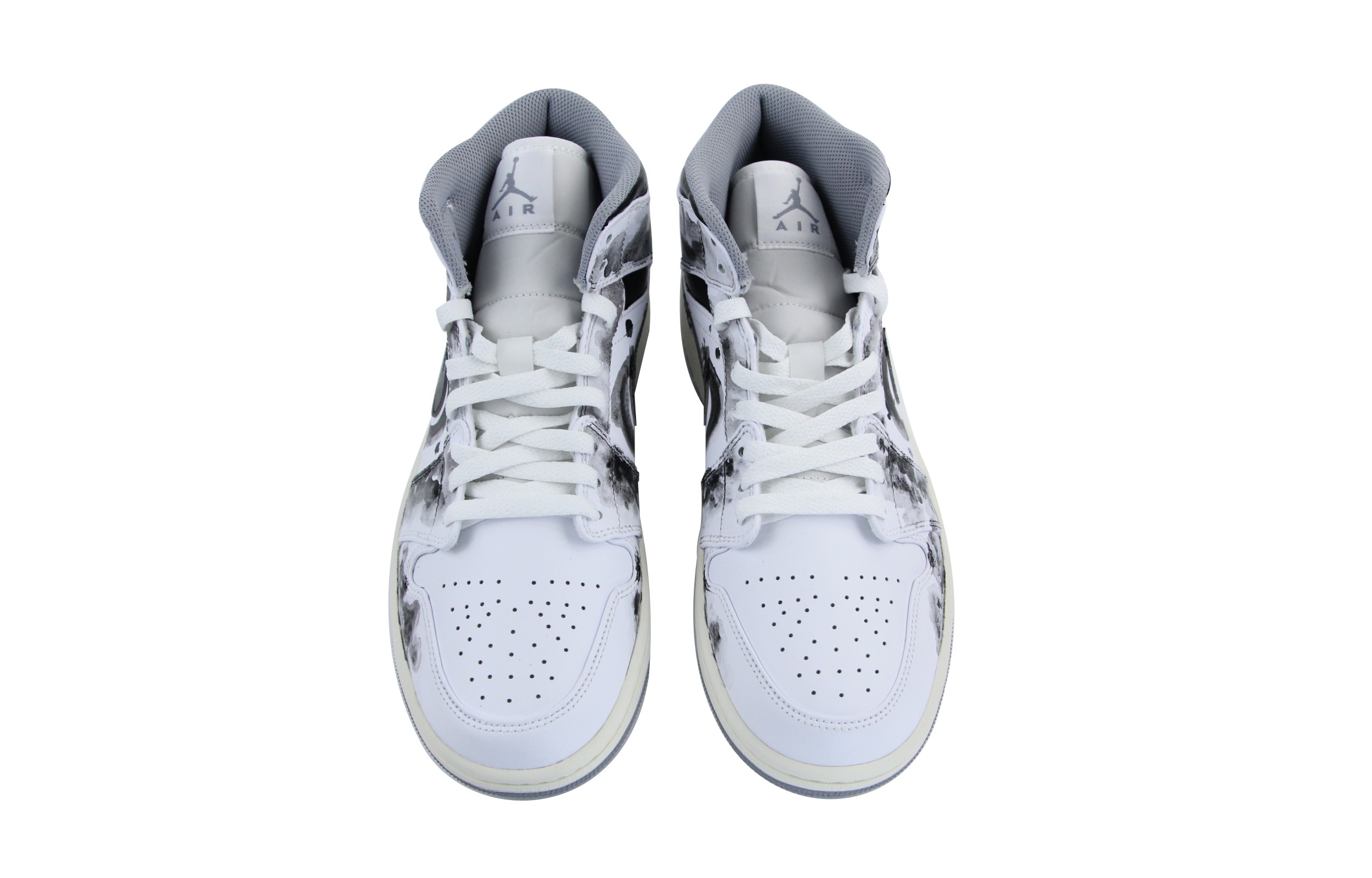 Purchase 【定制球鞋】 Jordan Air Jordan 1 Mid Vintage Grey 中國風 水墨丹青 俠客行 中幫 復古籃球鞋 男款 黑白