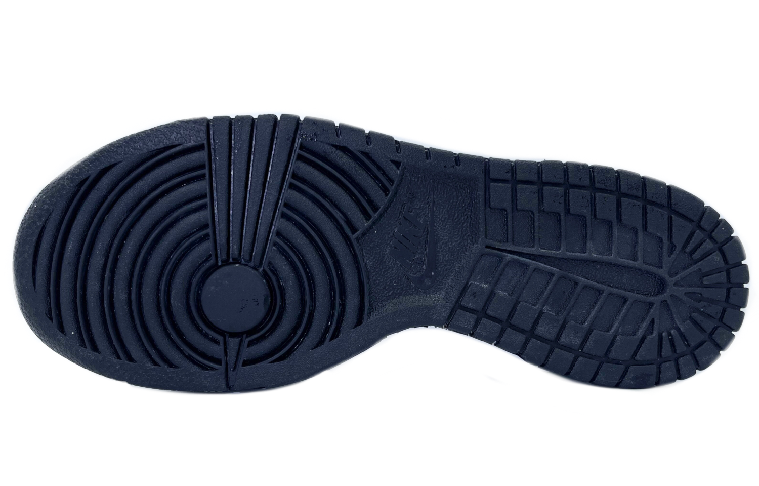 Details for [Sepatu Kustom] Air Jordan 1 Mid 'Putih Hitam - Guo Feng Po Mo' 554724-174(TEAM64-男款国风将进酒)