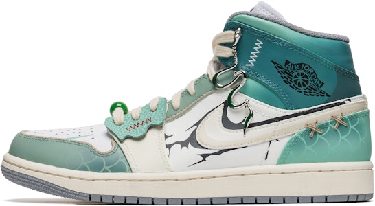 【定製球鞋】Jordan Air Jordan 1 Mid 野鶴製造 青蛇 特殊掛飾 中筒 復古籃球鞋 男款 白綠 Buy 【定製球鞋】Jordan Air Jordan 1 Mid 野鶴製造 青蛇 特殊掛飾 中筒 復古籃球鞋 男款 白綠