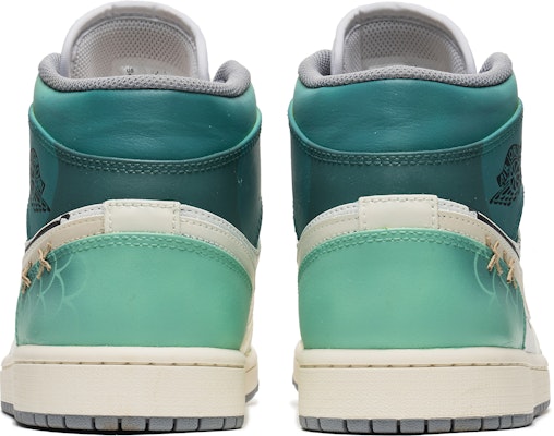 【定製球鞋】Jordan Air Jordan 1 Mid 野鶴製造 青蛇 特殊掛飾 中筒 復古籃球鞋 男款 白綠 Shop 【定製球鞋】Jordan Air Jordan 1 Mid 野鶴製造 青蛇 特殊掛飾 中筒 復古籃球鞋 男款 白綠