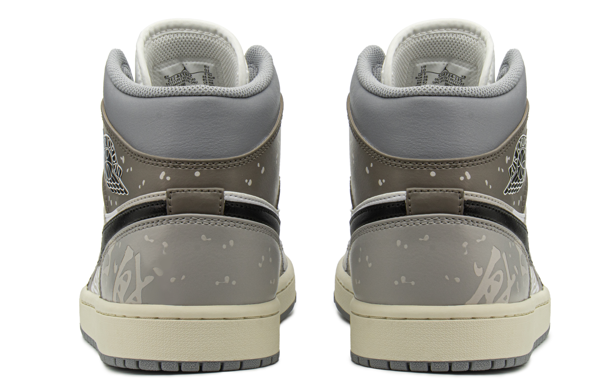 Shop [Sepatu Custom] Air Jordan 1 Mid 'Year Beast Tinta Abu-Abu-Hitam' 554724-135(TeamA-AJ除夕年兽2)