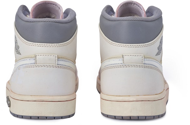 【客製化籃球鞋】Jordan Air Jordan 1 Mid 特殊鞋盒 遙遠歲月 染入 字母 解構 簡約 高筒 復古籃球鞋 男款 黃粉白 Purchase 【客製化籃球鞋】Jordan Air Jordan 1 Mid 特殊鞋盒 遙遠歲月 染入 字母 解構 簡約 高筒 復古籃球鞋 男款 黃粉白