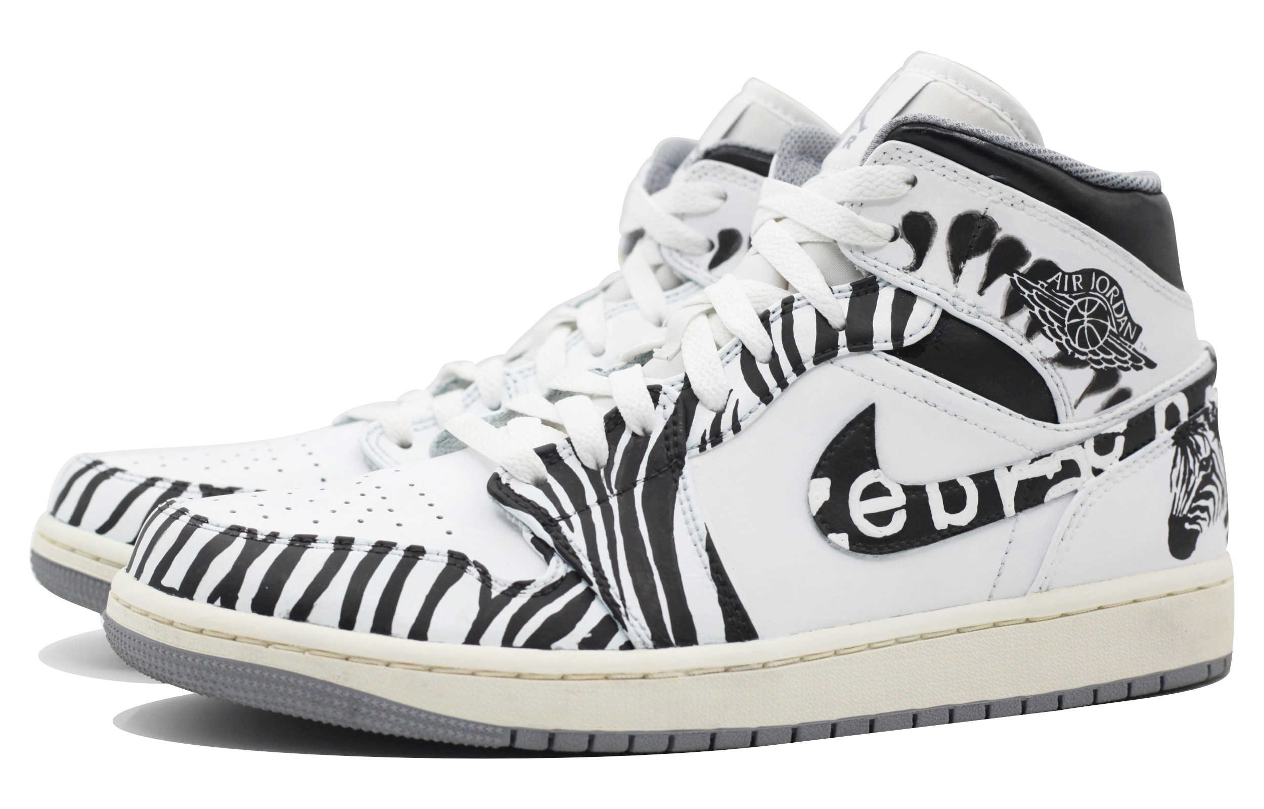 Lookbook 커스텀 에어 조던 1 미드 '지브라' 554724-135(Team39-AMY124斑马)