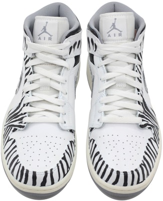 커스텀 에어 조던 1 미드 '지브라' 554724-135(Team39-AMY124斑马) Shop 커스텀 에어 조던 1 미드 '지브라' 554724-135(Team39-AMY124斑马)