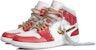 에어 조던 1 미드 SE '토끼의 해' (흰/빨/금) DM9652-100(TeamP-男款书法玉佩白红金)