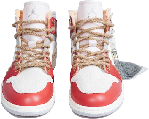 에어 조던 1 미드 SE '토끼의 해' (흰/빨/금) DM9652-100(TeamP-男款书法玉佩白红金) Shop 에어 조던 1 미드 SE '토끼의 해' (흰/빨/금) DM9652-100(TeamP-男款书法玉佩白红金)