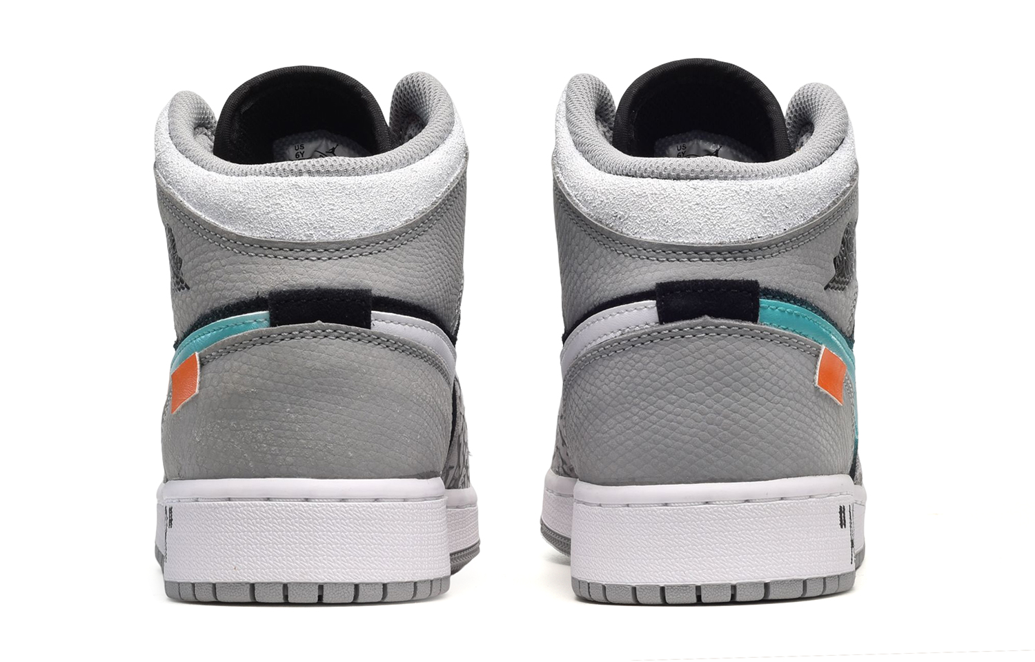 Shop カスタムAJ1 Mid SE グラデ橙黒青 DM6216-016(TeamE-女款橘色皮贴黑蓝灰)