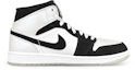 Shop 【定制鞋款】Air Jordan 1 Mid SE '熊猫镭射' DH6933-100(Team叁-男流淌熊猫BOX)