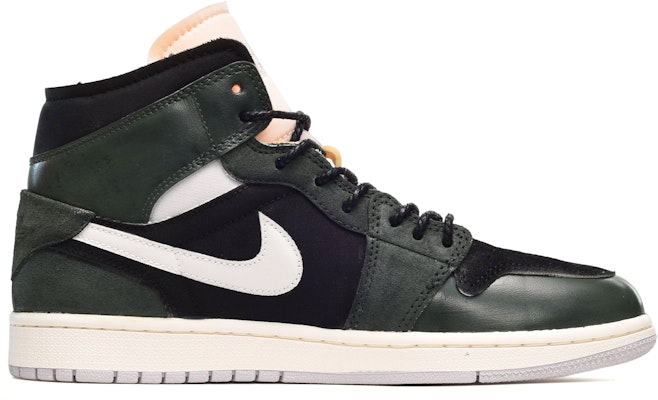 【定制球鞋】 Jordan Air Jordan 1 Mid SE Craft "White and Phantom" 做舊風 英文皮貼 中幫 復古籃球鞋 男款 黑白 Order 【定制球鞋】 Jordan Air Jordan 1 Mid SE Craft "White and Phantom" 做舊風 英文皮貼 中幫 復古籃球鞋 男款 黑白